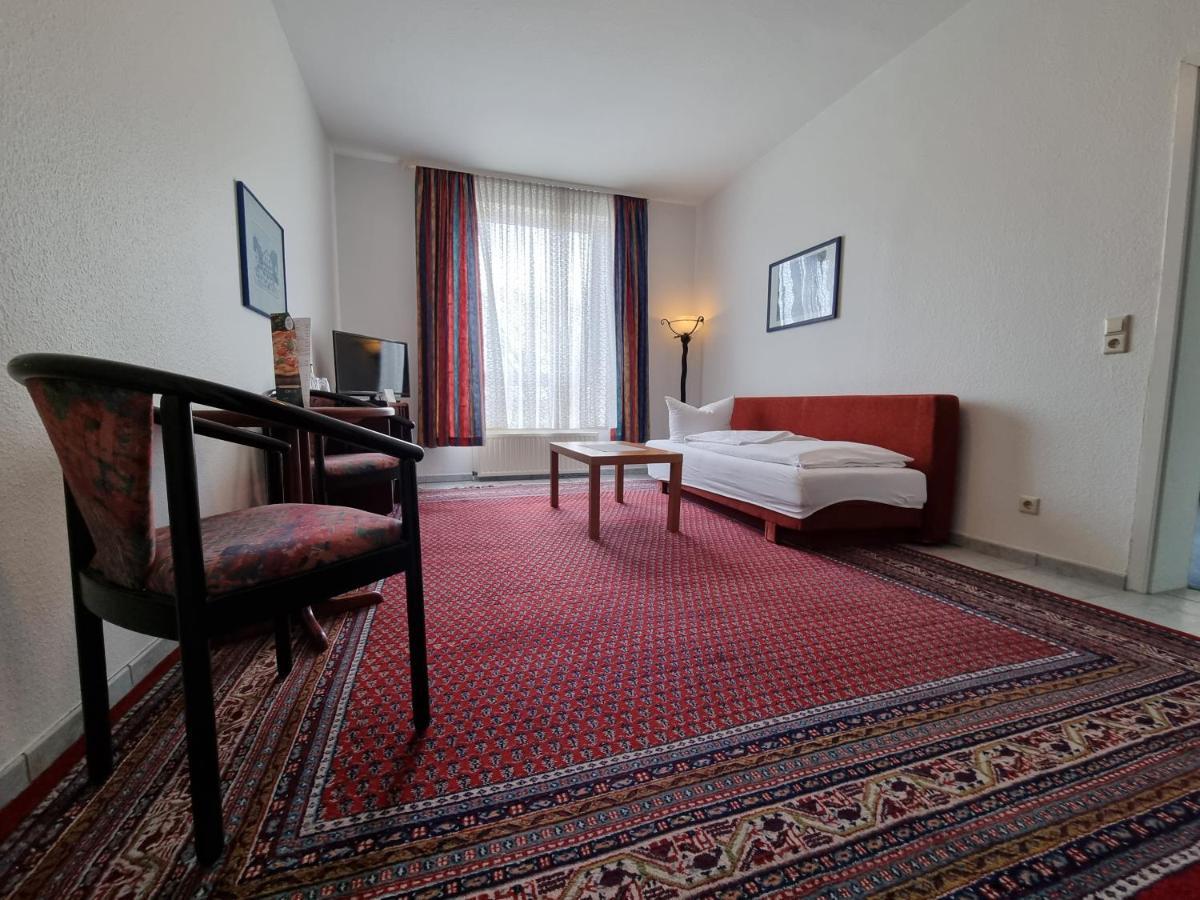 Erbenholz Hotel Laatzen Εξωτερικό φωτογραφία