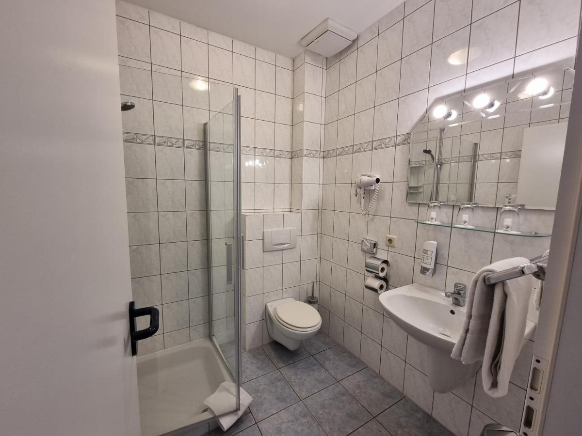 Erbenholz Hotel Laatzen Εξωτερικό φωτογραφία